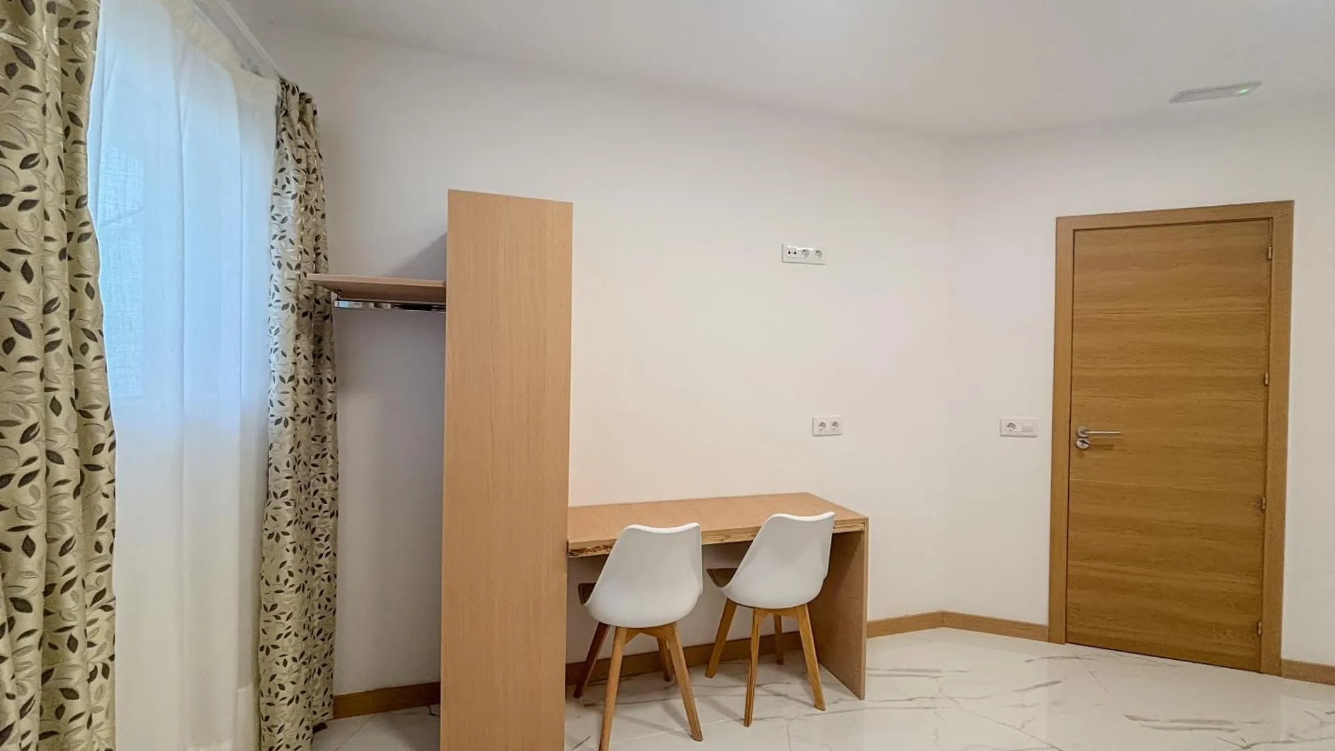Fuentes De Luz Hotel San Sebastian de los Reyes Guest house